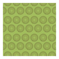 Seamless pattern with abstract geometric pattern on green background. Suitable for textile, fabric, cover, wallpaper, background, decoration
