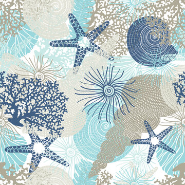 Cute seamless pattern with algae, corals and seashells.