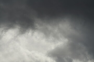 Sturm und Regen Wolken bei markantem Wetter mit entsprechender Vorhersage