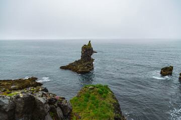 Hike from Arnarstapi to the Stone Bridge in the south of Iceland