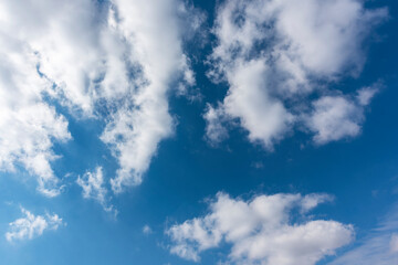 Obraz premium Beautiful blue sky with fluffy white clouds. Sky clouds backgrounds.