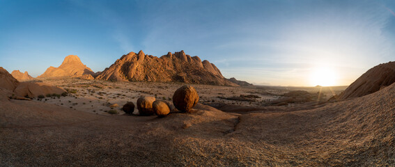 Famous rock formation on the mountains of spitzkoppe © Marc