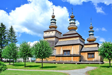 Fototapeta na wymiar Old wooden orthodox church in Krempna village, Low Beskids (Beskid Niski), Poland