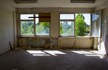 Abandoned residential buildings in village of Orbita near the Chyhyryn Nuclear Power Plant. Abandoned and destroyed. © Deniz