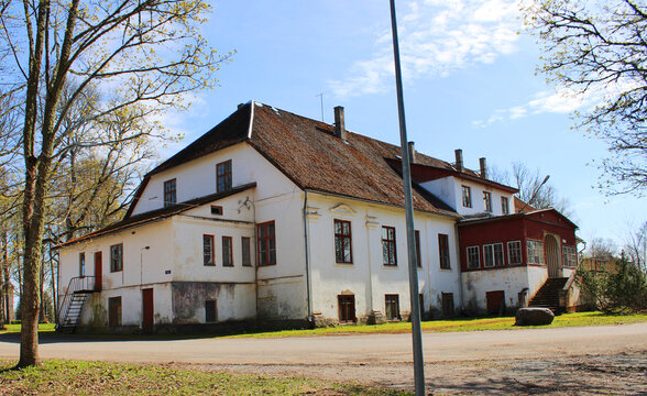 Helme Manor