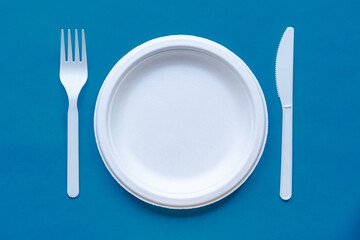 Disposable tableware, plate, knife, fork