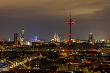 Fototapeta premium Cologne cityscape at night, Germany..View of Cologne Cathedral and Colonius TV Tower.