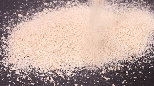 米ぬかを注ぐ