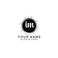 IM beautiful Initial handwriting logo template