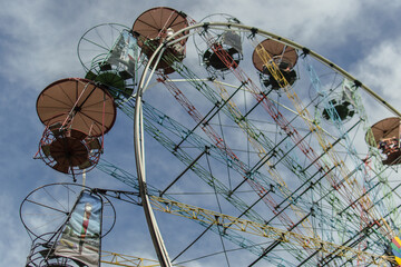 ferris wheel in the park
