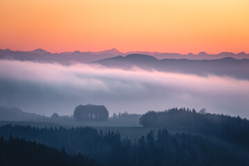 November-Nebel über dem Hotzenwald
