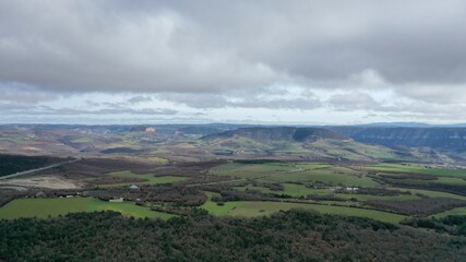 village et volcans du Puy-de-Dôme