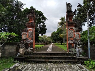 historical tourism destinations on the island of lombok