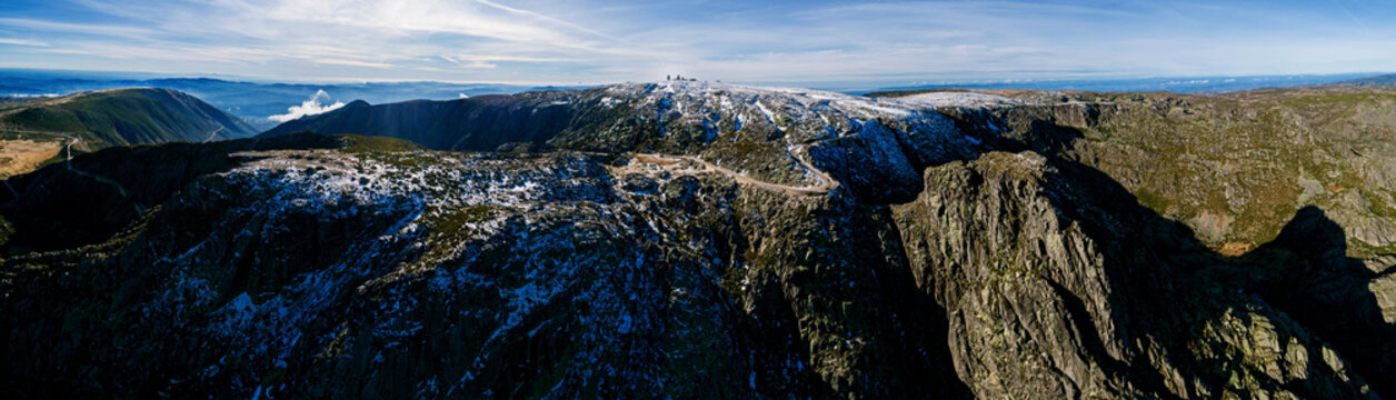 รูปภาพCordilheira เลือกดูภาพถ่ายสต็อก เวกเตอร์ และวิดีโอ984 Adobe Stock