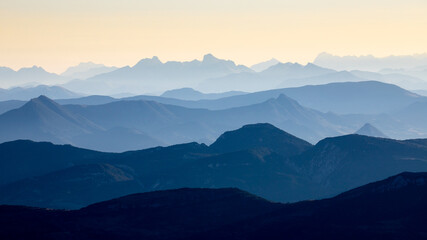 Fototapeta premium Blue gradient in the French Alps seen from the Mont Ventoux at sunrise