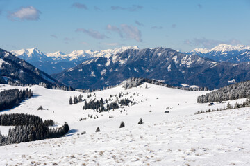 Fototapeta na wymiar View over the snow-covered landscape at Sommeralm, Austria