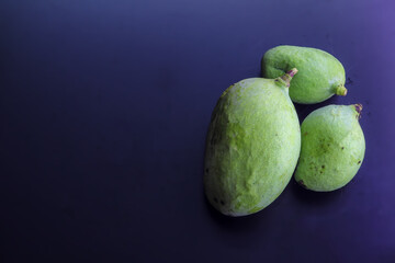 green mangoes