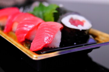 まぐろのお寿司の盛り合わせ