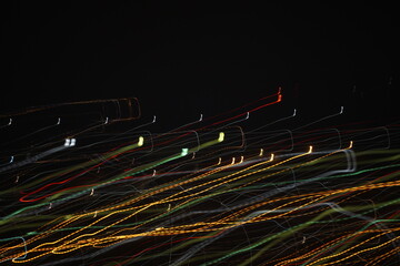 Luces de colores en la noche