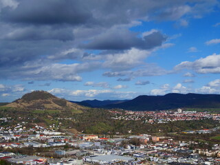 Fototapeta premium Reutlingen, Deutschland: Blick auf Eningen u.A. und Pfullingen