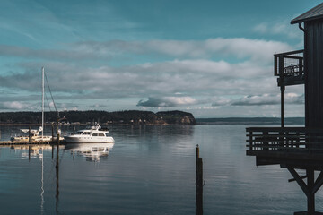Fototapeta premium The public wharf and dock on Penn Cove is a popular tourist desination by boat or car