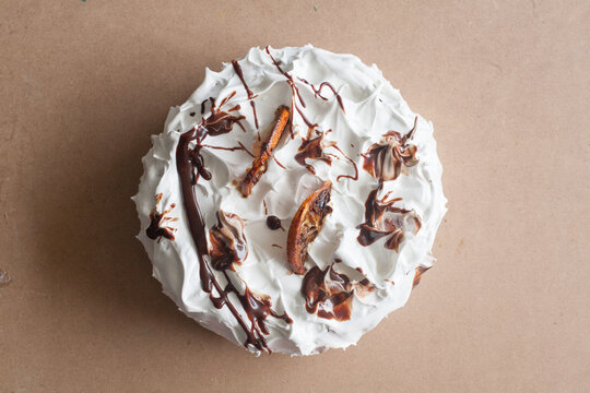 torta crema y chocolate