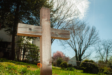 cross in yard
