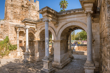 Obraz premium Hadrians Gate in the old city of Antalya
