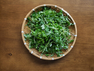 녹색 잎채소, 쑥, 음식재료 
