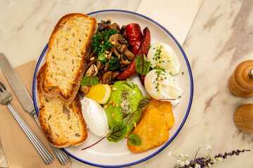 Aussie big breakfast with sourdough