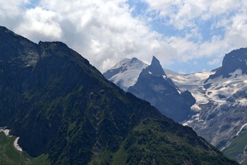 Obraz premium Travel to the mountains, to the peaks of Dombay, Arkhyz.