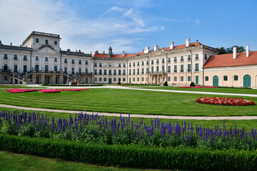 Fototapeta na wymiar Schloss Esterházy (Fertőd)