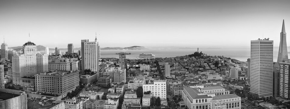 Fototapeta Panoramic aerial view  San Francisco and bay area
