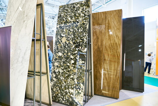 Large panels porcelain gres in store