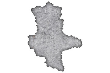 Karte von Sachsen-Anhalt auf verwittertem Beton