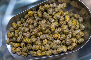 Dendrobium is a kind of Chinese herbal medicine