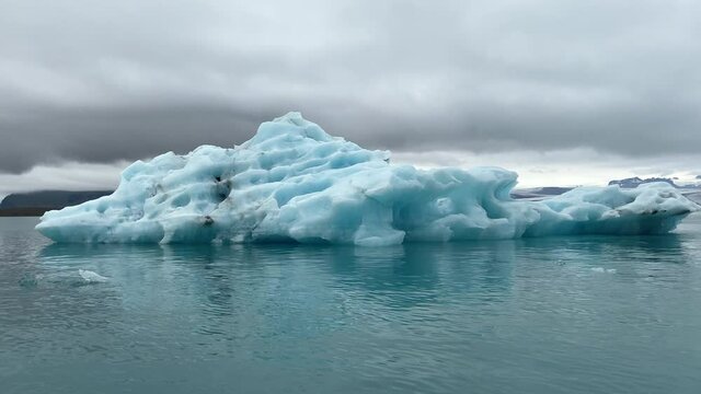Iceberg in Jokulsarlon glacier lagoon, in Iceland
