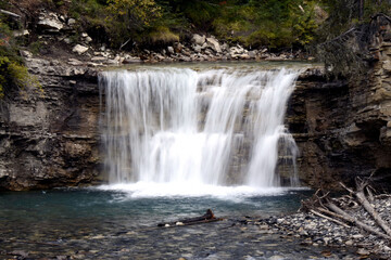 Fototapeta na wymiar Alberta Canada,Athabasca waterfall among the rocks