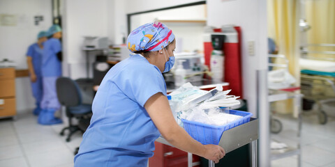 Hospital nurse: Medical Nurse in hospital