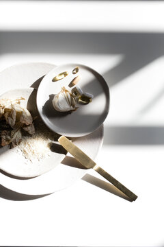 Plate of life and wellbeing