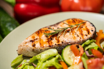 Fillet of salmon with cooked vegetables