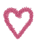 Herz aus roten Blüten, auf weißem Hintergrund