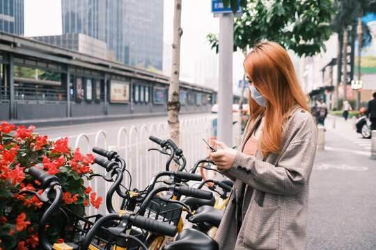 using mobile phone scan shared bicycle