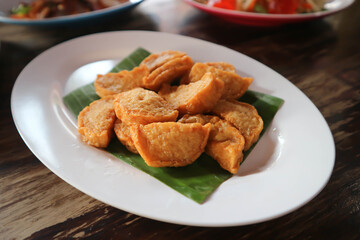 fried pork sausage or Thai sausage