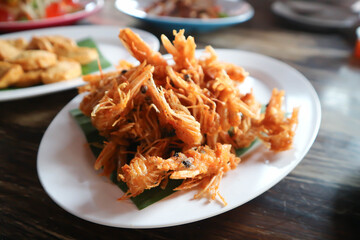deep fried shrimp, fried shrimp