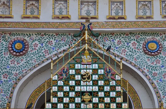 Beautiful decoration of a portal at the city palace