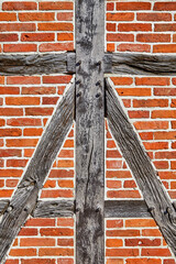 Detail eines alten norddeutschen Bauernhauses in Niedersachsen. (Zweiständerhaus)
