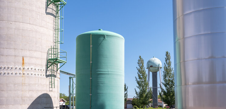 prairie silo