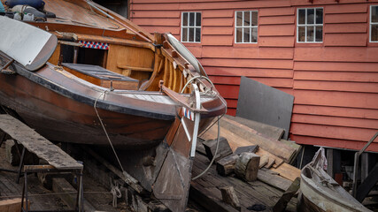 Fototapeta na wymiar Wooden ship wharf in Spakenburg Bunschoten, Netherlands