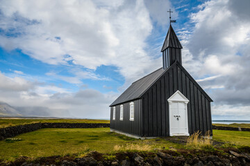 Fototapeta na wymiar Black Church Iceland